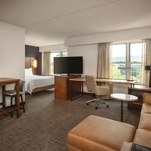 By Marriott Airport Отель Норфолк